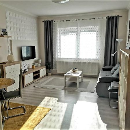 Sweet Central Apartment ,In The City Center Eger Extérieur photo