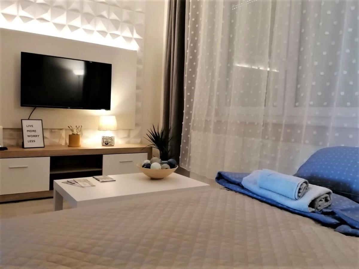 Sweet Central Apartment ,In The City Center Eger Extérieur photo